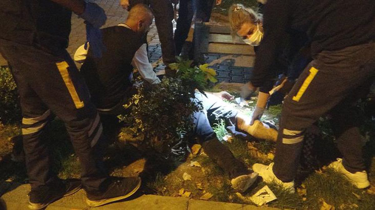 İki grup 'kız meselesi' yüzünden birbirine girdi! Bıçakların konuştuğu kavga hastanede bitti