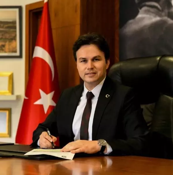 Yerli halka simidi 7.5 TL'den satarken turistlere 20 TL'den satıyor