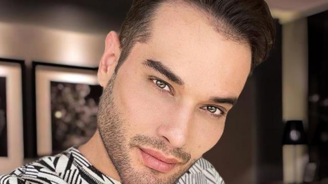 'Yaşayan Nostradamus' olarak ünlenen Brezilyalı Salome, ABD'nin 2024 yılında işgal edileceğini iddia etti 'Yaşayan Nostradamus' olarak ünlenen Brezilyalı Salome, ABD'nin 2024 yılında işgal edileceğini iddia etti