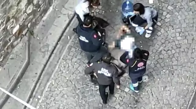 Galata Kulesi'nde korkunç olay: Yabancı uyruklu şahıs metrelerce yüksekten atlayıp intihar etti