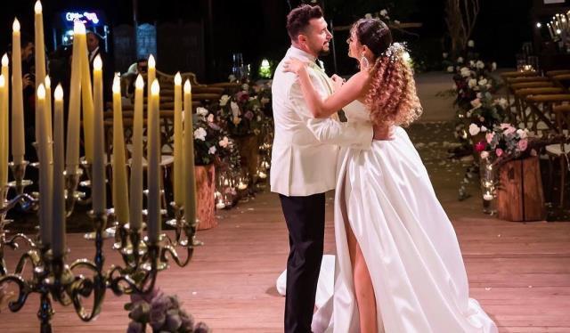 İbrahim Tatlıses, gelininden sonra kızına da altın kemer taktı