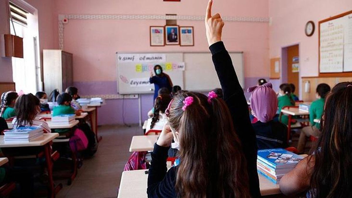 Küçücük öğrencilere cinsel içerikli oyuncak dağıttılar! Skandal sonrası MEB soruşturma başlattı