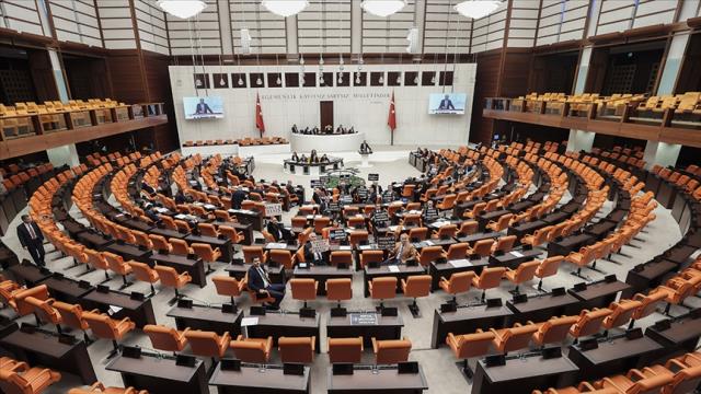 Siber zorbalığa karşı dezanformasyonla mücadele yasası