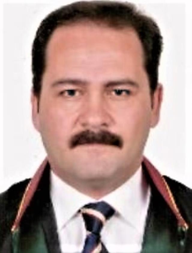 Sokakta tartıştığı kişi avukatı defalarca bıçaklayarak yaraladı Sokakta tartıştığı kişi avukatı defalarca bıçaklayarak yaraladı