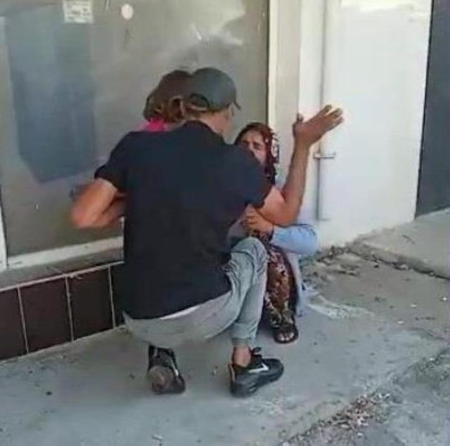Dilendirdiği karısından parayı alamayınca çocuğunun önünde tekme tokat dövdü