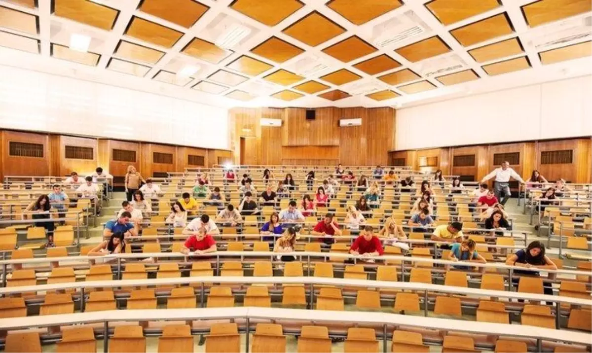İBB bursu ne zaman açıklanacak? İBB burs başvuru son gün ne zaman? 2022 İBB burs başvuru sonuçları ne zaman açıklanacak? İBB bursu ne kadar, kaç TL?