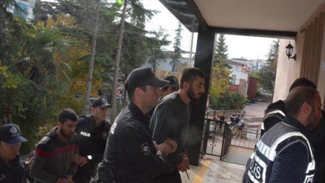 İnşaat işçisi 5 kardeşin kavgası cinayet ile bitti İnşaat işçisi 5 kardeşin kavgası cinayet ile bitti