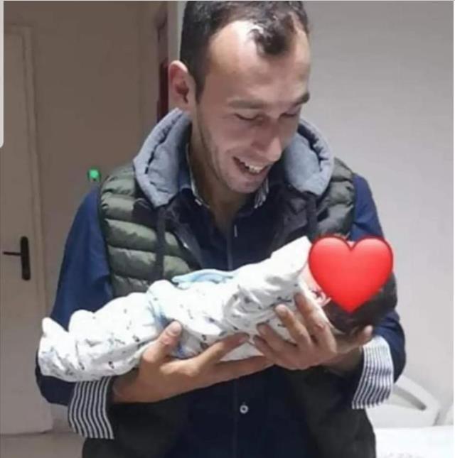 Maden faciasında şehit olan Aziz Köse 1 hafta önce baba olmuştu Maden faciasında şehit olan Aziz Köse 1 hafta önce baba olmuştu