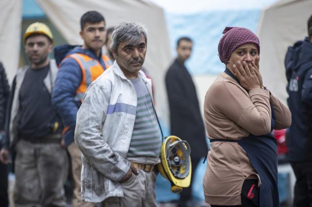 Maden ocağı patlamasının yaşandığı Bartın'da acı bekleyiş sürüyor! İşte kurtarma çalışmalarının devam ettiği bölgeden fotoğraflar Maden ocağı patlamasının yaşandığı Bartın'da acı bekleyiş sürüyor! İşte kurtarma çalışmalarının devam ettiği bölgeden fotoğraflar