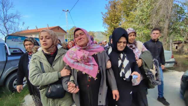 Türkiye maden şehitlerini uğurluyor! Türkiye maden şehitlerini uğurluyor!