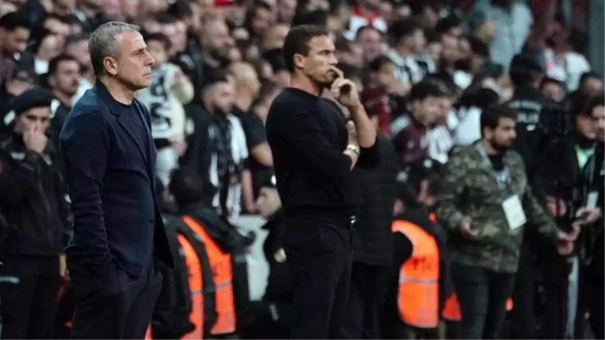 Abdullah Avcı sahaya adımını atar atmaz Beşiktaş taraftarı tek ses aynı tezahüratı yaptı