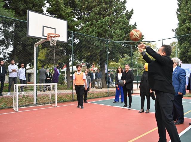 30 yıllık mücadelede mutlu son! İşgalden kurtarılan 16 dönüm arazi artık vatandaşın hizmetinde 30 yıllık mücadelede mutlu son! İşgalden kurtarılan 16 dönüm arazi artık vatandaşın hizmetinde