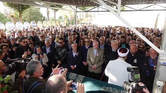 Kanserden hayatını kaybeden Billur Kalkavan'ın herkesten sakladığı sırrı! Doktorlar 3 ay ömür biçmiş Kanserden hayatını kaybeden Billur Kalkavan'ın herkesten sakladığı sırrı! Doktorlar 3 ay ömür biçmiş