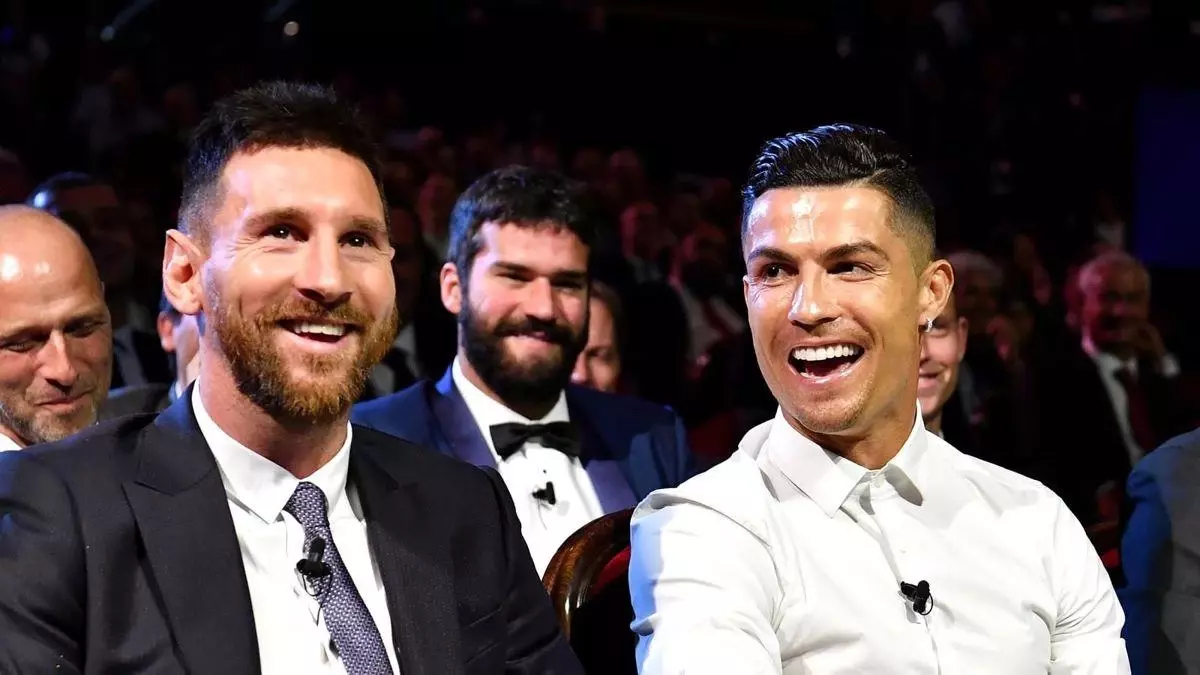 Messi ve Ronaldo Ballon d'Or ödül töreninde yok mu, neden yok 2022? Lionel Messi ve Cristiano Ronaldo Altın Top ödül törenine gelmedi mi?