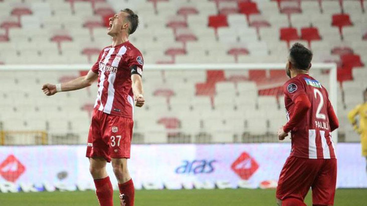 Sivasspor seriye bağladı! Giresunspor'u farka boğdular