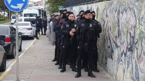 Toplu iş sözleşmeleri tıklandı, Avcılar Belediyesi işçileri iş bıraktı