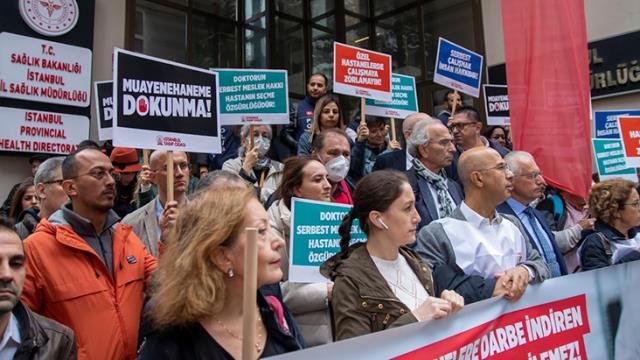 Hekimlerden 'özel hastaneler yönetmeliği' protestosu: Serbest çalışma hakkımız kısıtlanamaz