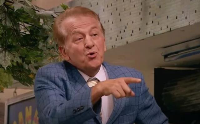 Hababam Sınıfı'nın müdürünün oğlu da ünlü çıktı! Meğer Seksenler dizisinin yıldızıymış Hababam Sınıfı'nın müdürünün oğlu da ünlü çıktı! Meğer Seksenler dizisinin yıldızıymış