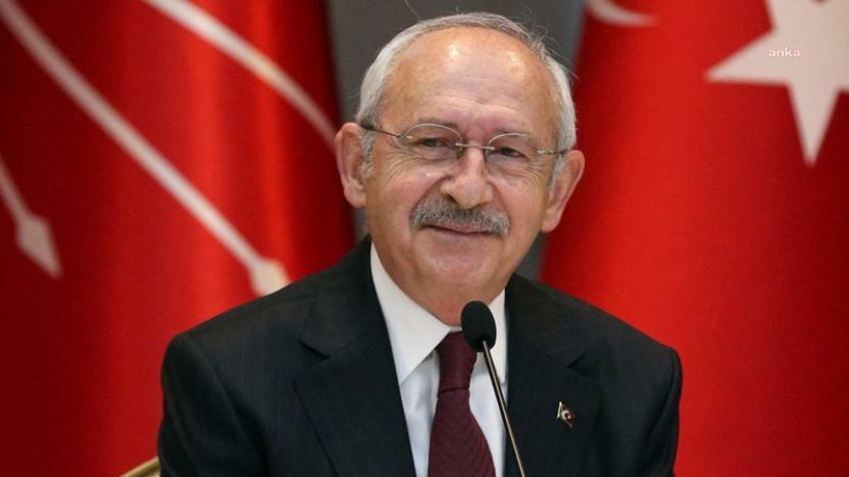 Kılıçdaroğlu: 'Demokrasi İşleyişinde Önemli Bir Yere Sahip Olan Muhtarlarımızın Muhtarlar Günü Kutlu Olsun'
