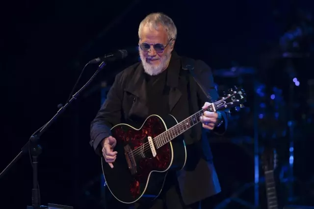 Yusuf İslam, Türkiye'deki ilk konserini AKM'de verdi Yusuf İslam, Türkiye'deki ilk konserini AKM'de verdi