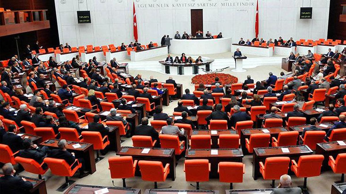 AK Parti, cemevlerinin elektrik ve su giderlerinin ödenmesini ön gören yasa teklifini Meclis'e sundu