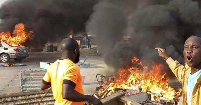 Çad'daki şiddet olaylarında 50 kişi öldü, 300 kişi yaralandı Çad'daki şiddet olaylarında 50 kişi öldü, 300 kişi yaralandı