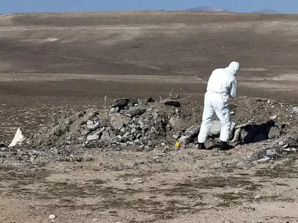 Eşiyle ilişkisini öğrenip, öldürdükten sonra gömdü; haksız tahrik ve iyi hal indirimi aldı Eşiyle ilişkisini öğrenip, öldürdükten sonra gömdü; haksız tahrik ve iyi hal indirimi aldı