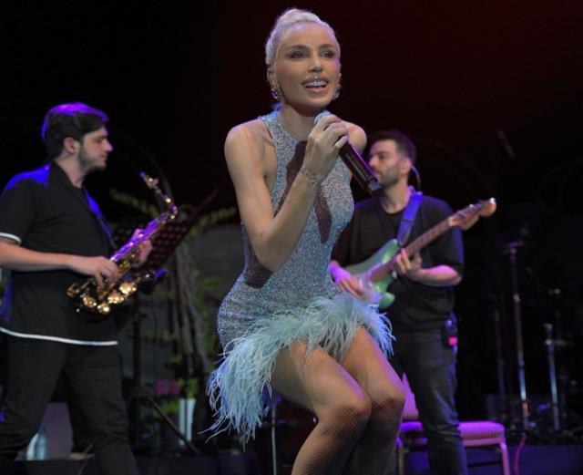 Hakim karşısına çıkan şarkıcı Gülşen, aylık gelirini açıkladı