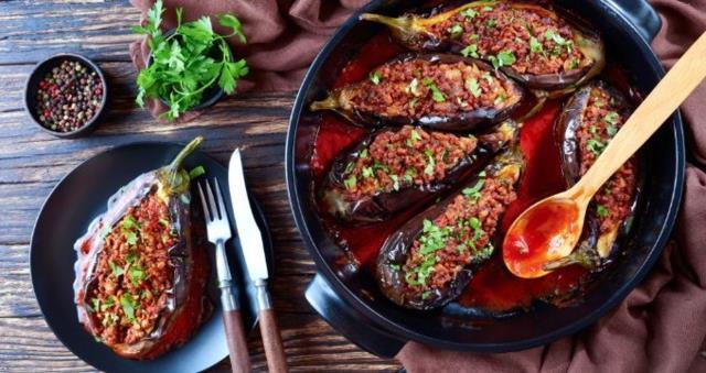 Karnıyarık tarifi! Masterchef Karnıyarık nedir, nasıl yapılır? Karnıyarık için gerekli malzemeler! Karnıyarık hangi yöreye ait? Karnıyarık tarifi! Masterchef Karnıyarık nedir, nasıl yapılır? Karnıyarık için gerekli malzemeler! Karnıyarık hangi yöreye ait?