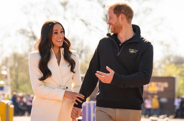 Kraliyet gelini Meghan Markle'nin 16 yıl oynadığı dizideki cinsel ilişki sahnesi gündem oldu