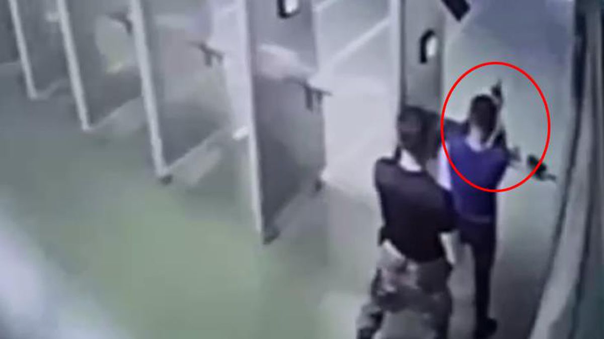 Poligona atış yapmaya giden genç, gözetmen yanından ayrılınca kafasına ateş edip intihar etti