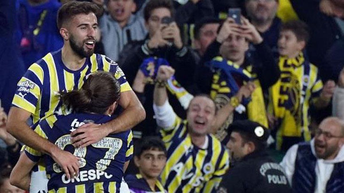 Fenerbahçe'de gecenin kahramanı, Kadıköy'ü ayağa kaldırdığı anı anlattı: Tam cepheden gördüm