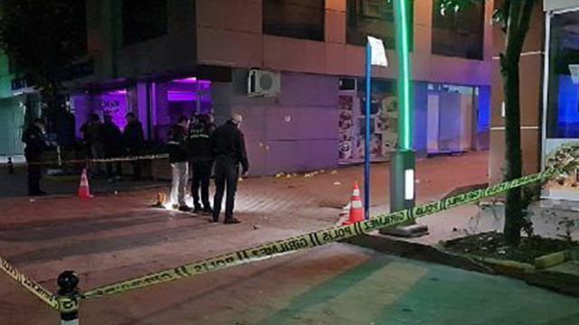 Kahvede çifte cinayet; babasını vuranı öldürdü Kahvede çifte cinayet; babasını vuranı öldürdü