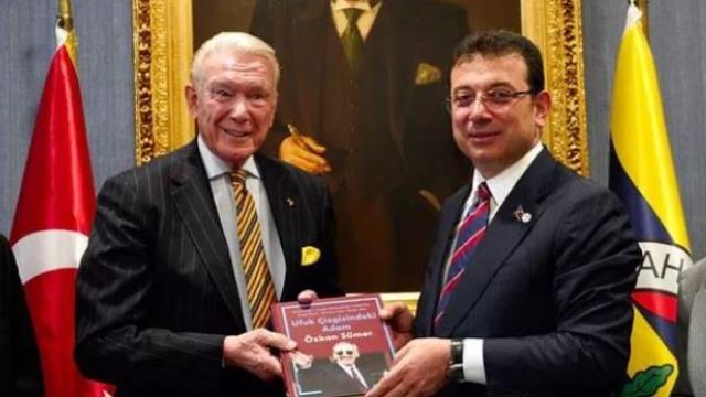 Ali Koç ve Ekrem İmamoğlu bir araya geldi! Tüm gözler İBB Başkanı'nın kravatına çevrildi