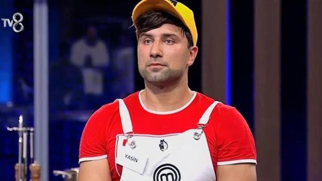 Gözlerden uzak yaşayan Survivor'ın Yasin Obuz'u yeni işiyle parayı para demiyor Gözlerden uzak yaşayan Survivor'ın Yasin Obuz'u yeni işiyle parayı para demiyor