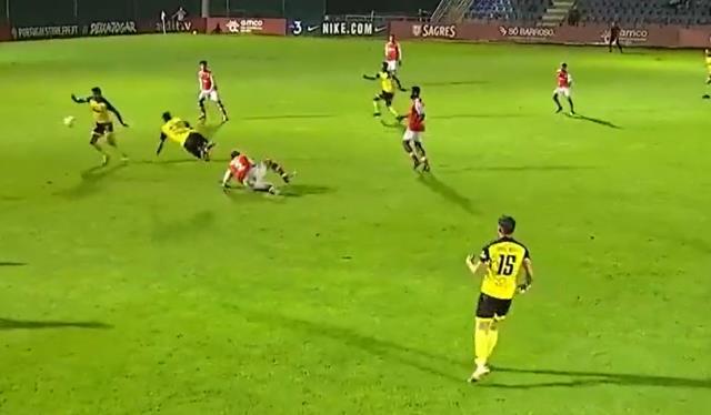 İlk maçında bu yapılır mı Serdar! Portekiz genç stoperin hareketini konuşuyor