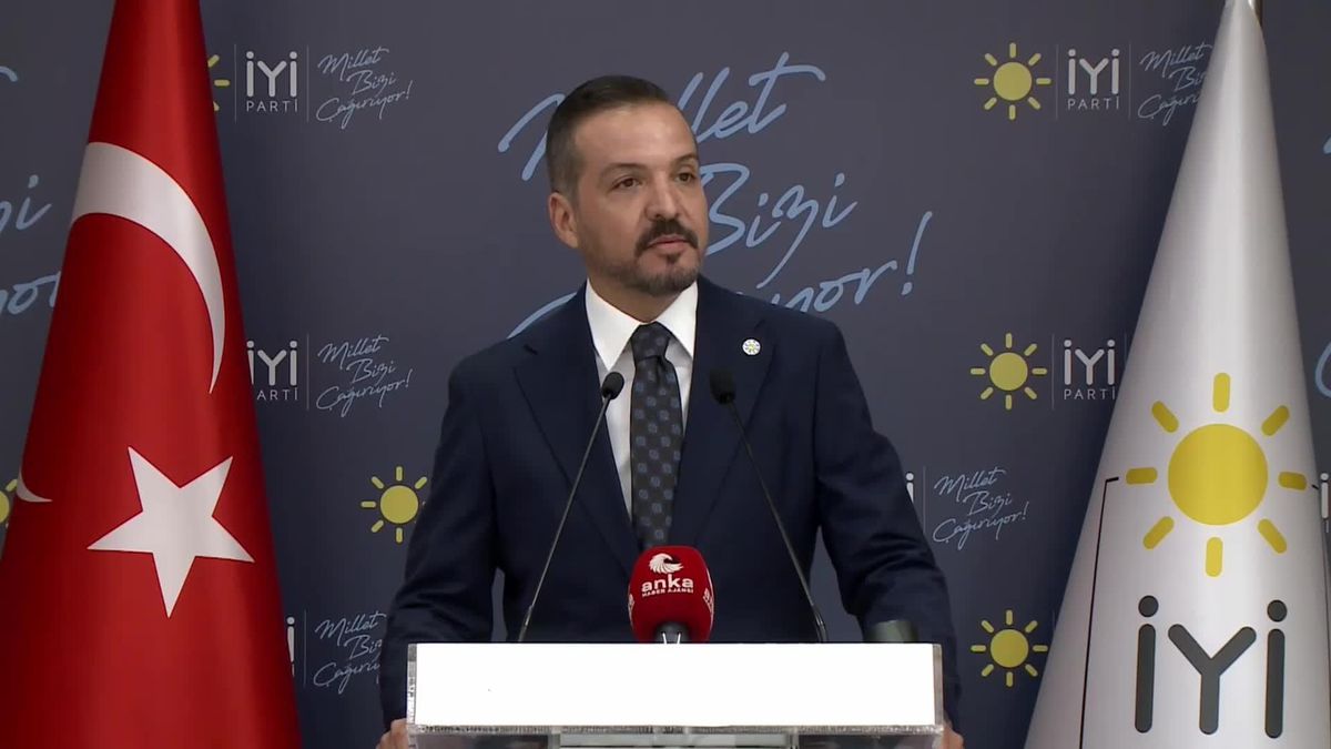 İyi Parti Sözcüsü Zorlu: Türk Dünyasında Alfabe Birliğinin Tartışıldığı Bir Dönemde Türkiye'de Alfabemizi Tartışmaya Açmak Büyük Bir Tutarsızlık