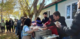 Azerbaycanlı öğrenciler Sakaryabaşı'nda keyifli zaman geçirdi