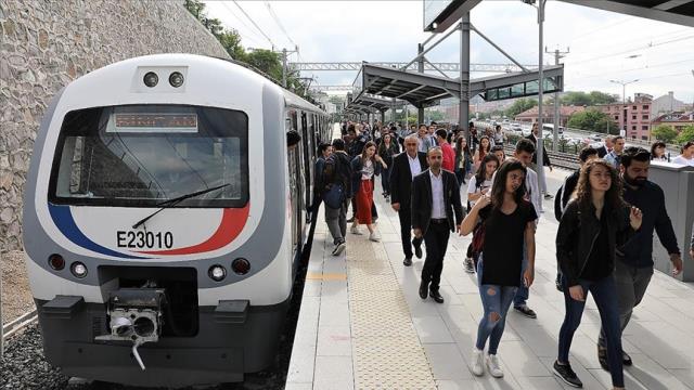 29 Ekim'de İZBAN ücretsiz mi? 29 Ekim Cumhuriyet Bayramı İZBAN ücretsiz mi, ücretli mi?