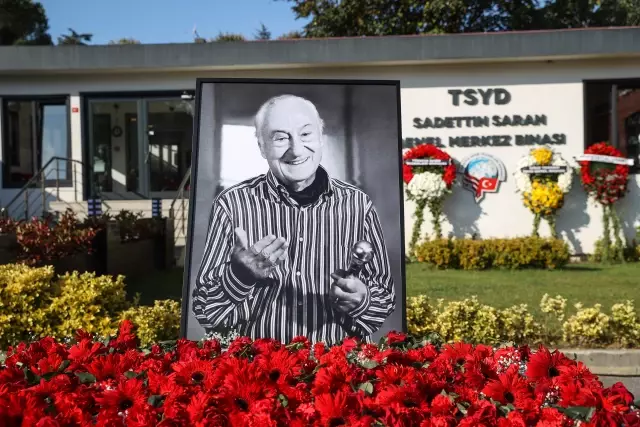 Halit Kıvanç için TSYD Genel Merkezi'nde tören düzenlendi Halit Kıvanç için TSYD Genel Merkezi'nde tören düzenlendi