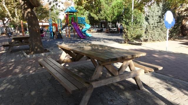 Parkta çocuklarının gözü önünde ensesinden vurulan İpek, intikam kurbanı olmuş Parkta çocuklarının gözü önünde ensesinden vurulan İpek, intikam kurbanı olmuş