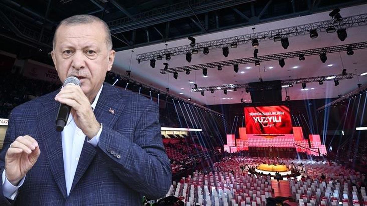 Gözler saat 16.00'ya çevrildi! Cumhurbaşkanı Erdoğan'ın tarihi mesajlar vereceği salonda dikkat çeken bayrak detayı