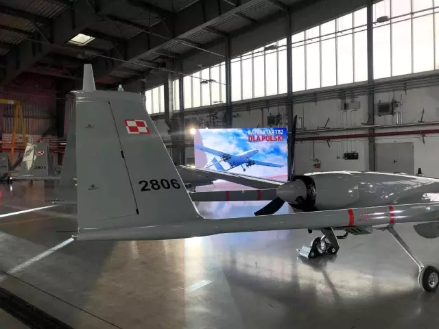Polonya'ya Bayraktar TB2 SİHA'ların ilk teslimatı yapıldı