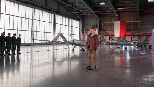 Polonya'ya Bayraktar TB2 SİHA'ların ilk teslimatı yapıldı