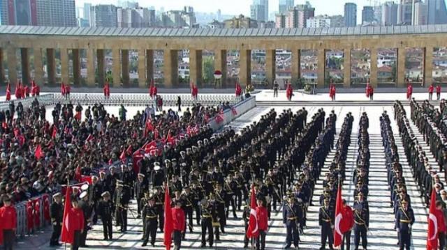 Cumhuriyet'in 99. yılı! Devlet erkanı Cumhurbaşkanı Erdoğan önderliğinde Anıtkabir'de