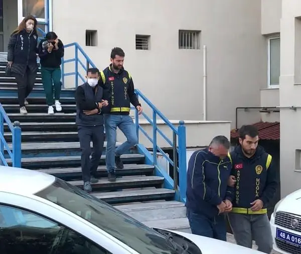 Üniversite öğrencilerini fuhşa zorlayan çeteye operasyon! Fotoğraflarla tehdit etmişler