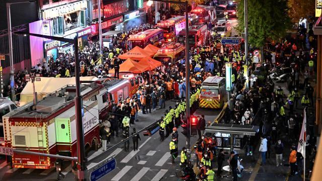 Güney Kore'de Cadılar Bayramı kutlamalarındaki izdihamda ölenlerin sayısı 151'e yükseldi