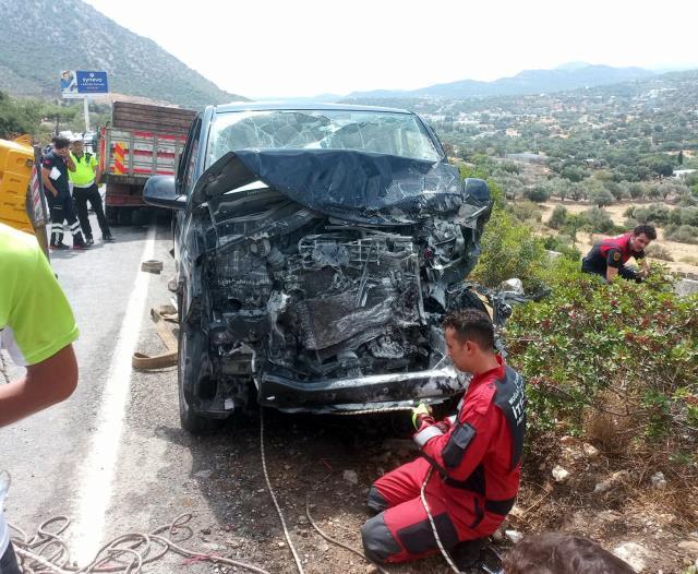 İbrahim Tatlıses'in yaralandığı kazayla ilgili mahkemeden kovuşturmaya yer yok kararı