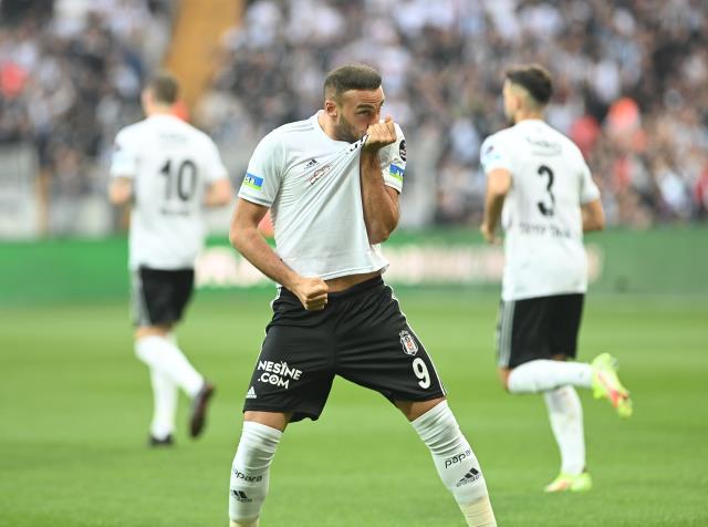 Kara Kartal, Şenol Güneş ile bambaşka! Beşiktaş, sahasında Ümraniyespor'u 5-2 mağlup etti Kara Kartal, Şenol Güneş ile bambaşka! Beşiktaş, sahasında Ümraniyespor'u 5-2 mağlup etti