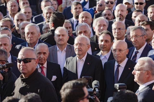 Mansur Yavaş, 'Huzurunuzda söylüyorum' diyerek Kılıçdaroğlu'na çağrıda bulundu: Bir talimat verin